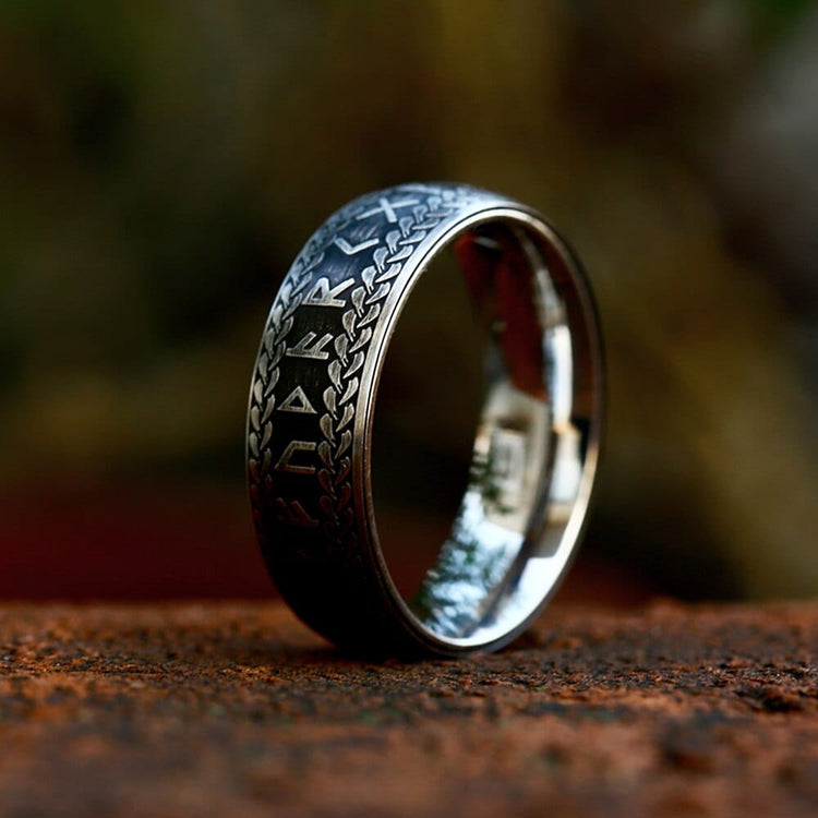 Wikingerring “Ring von Midgard aus Runen geflochten” Wikingerring “Ring von Midgard aus Runen geflochten”