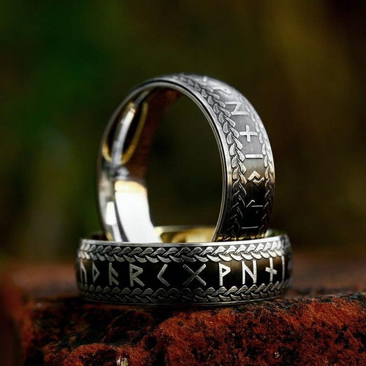 Wikingerring “Ring von Midgard aus Runen geflochten” Wikingerring “Ring von Midgard aus Runen geflochten”