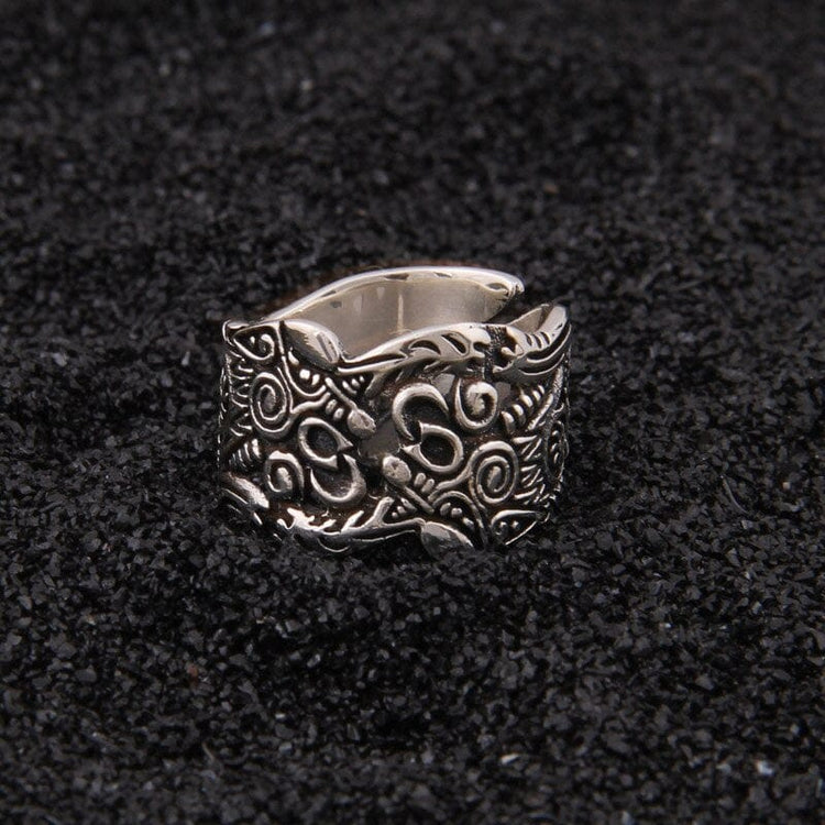 Wikinger Ring aus 925er Sterling Silber - Das Vollmondduell Wikinger Ring aus 925er Sterling Silber - Das Vollmondduell