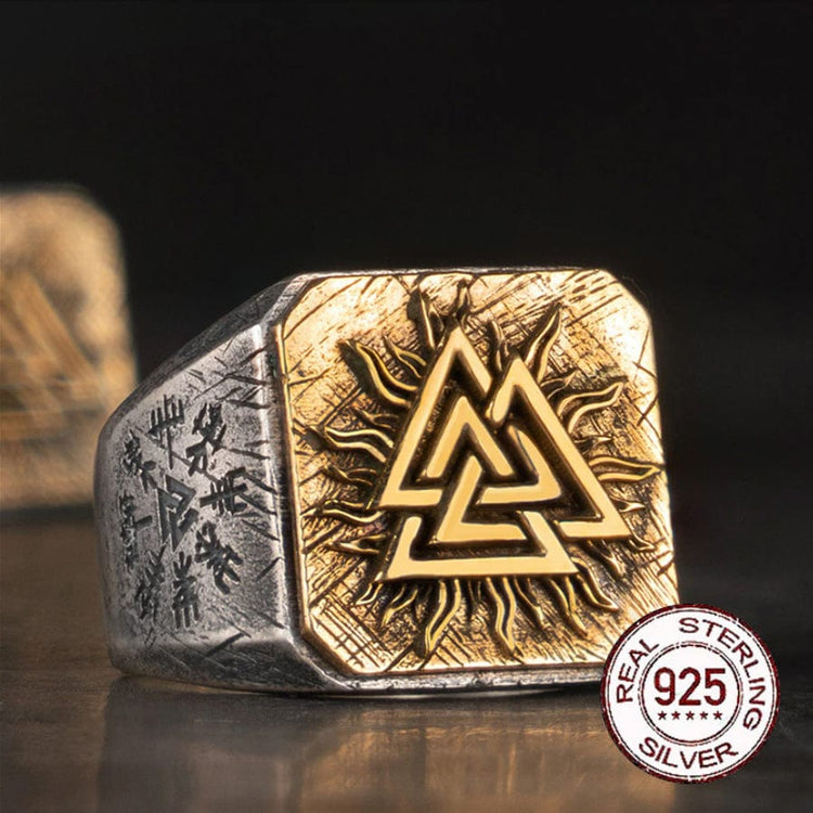 Wikinger Ring aus 925er Sterling Silber - Der Solar Valknut Wikinger Ring aus 925er Sterling Silber - Der Solar Valknut