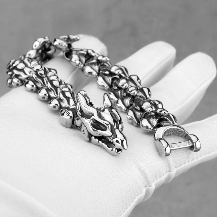 Wikingerarmband \"Armreif des Weltenumarmers\". Wikingerarmband \"Armreif des Weltenumarmers\".