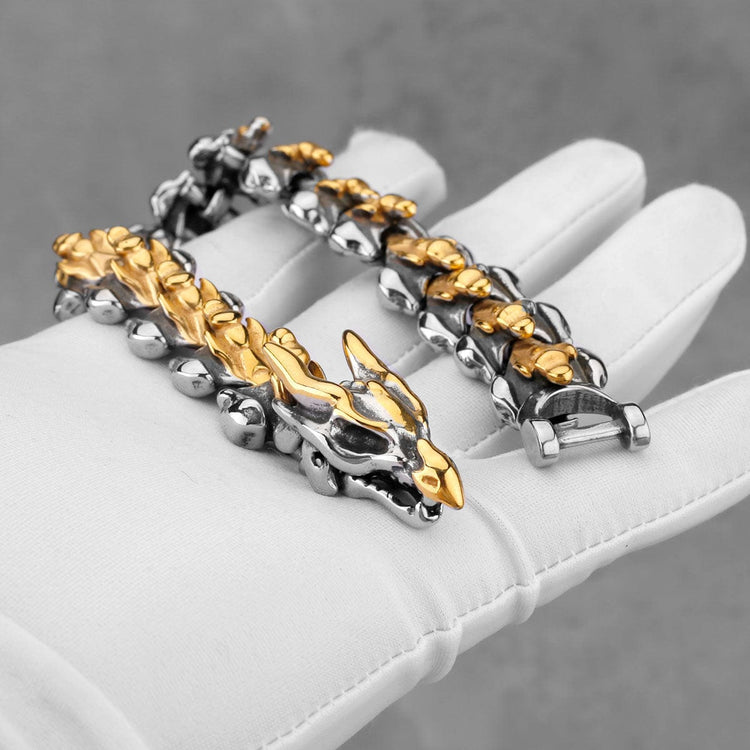 Wikingerarmband \"Armreif des Weltenumarmers\". Wikingerarmband \"Armreif des Weltenumarmers\".