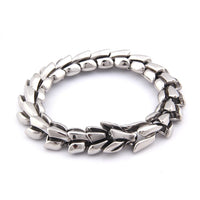 Wikinger-Armband aus 925er Sterlingsilber - Der prächtige Ouroboros Wikinger-Armband aus 925er Sterlingsilber - Der prächtige Ouroboros