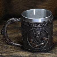 Wikingerkrug \"Kelch des Göttlichen Hammers\". Wikingerkrug \"Kelch des Göttlichen Hammers\".