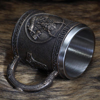Wikingerkrug \"Kelch des Göttlichen Hammers\". Wikingerkrug \"Kelch des Göttlichen Hammers\".