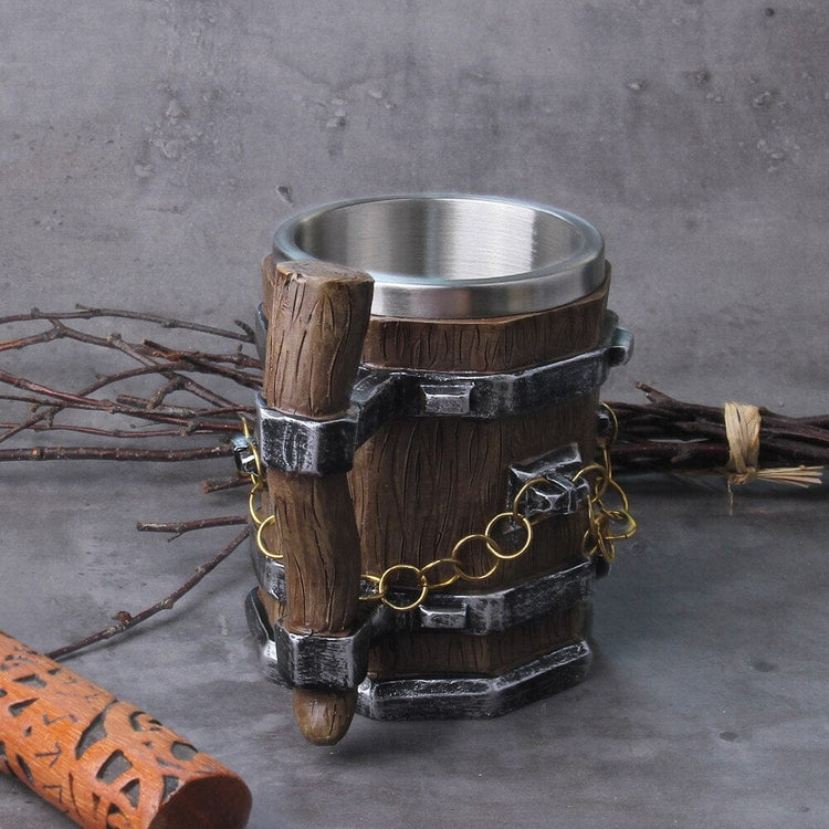 Wikingerkrug \"Yggdrasil Baumkrug\" Wikingerkrug \"Yggdrasil Baumkrug\"
