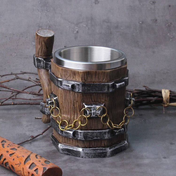 Wikingerkrug \"Yggdrasil Baumkrug\" Wikingerkrug \"Yggdrasil Baumkrug\"