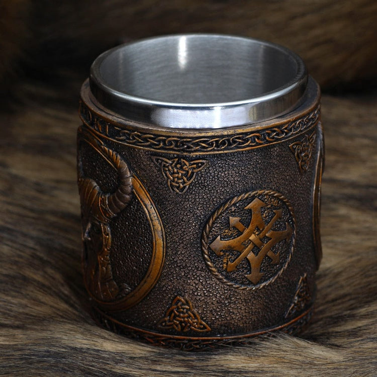 Wikingerkrug \"Bösartiger Loki Krug\" Wikingerkrug \"Bösartiger Loki Krug\"