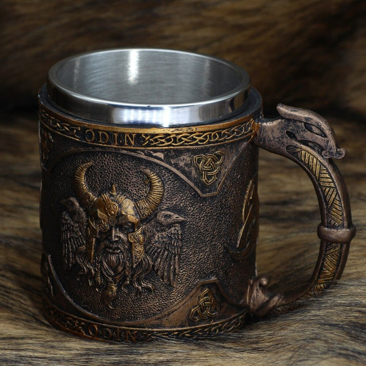 Wikingerkrug \"Tankard des Yeux d'Odin\" (Tankard der Augen Odins) Wikingerkrug \"Tankard des Yeux d'Odin\" (Tankard der Augen Odins)