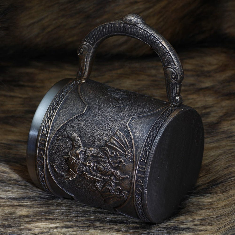 Wikingerkrug \"Tankard du Gardien d'Asgard\" (Tankard des Wächters von Asgard) Wikingerkrug \"Tankard du Gardien d'Asgard\" (Tankard des Wächters von Asgard)