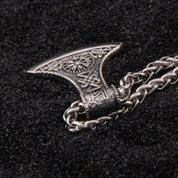 Anhänger aus 925er Sterlingsilber - Die Axt des Reisenden Anhänger aus 925er Sterlingsilber - Die Axt des Reisenden