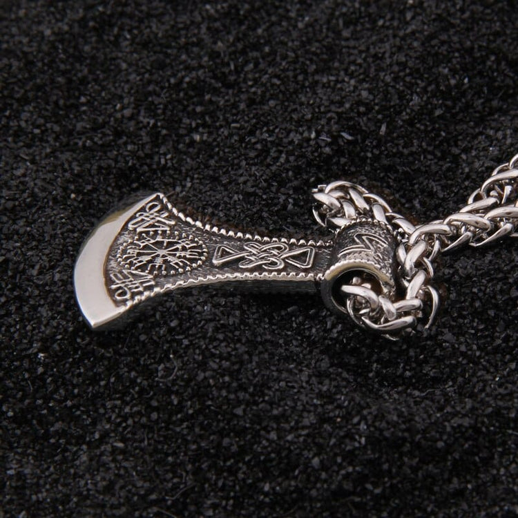 Anhänger aus 925er Sterlingsilber - Die Axt des Reisenden Anhänger aus 925er Sterlingsilber - Die Axt des Reisenden