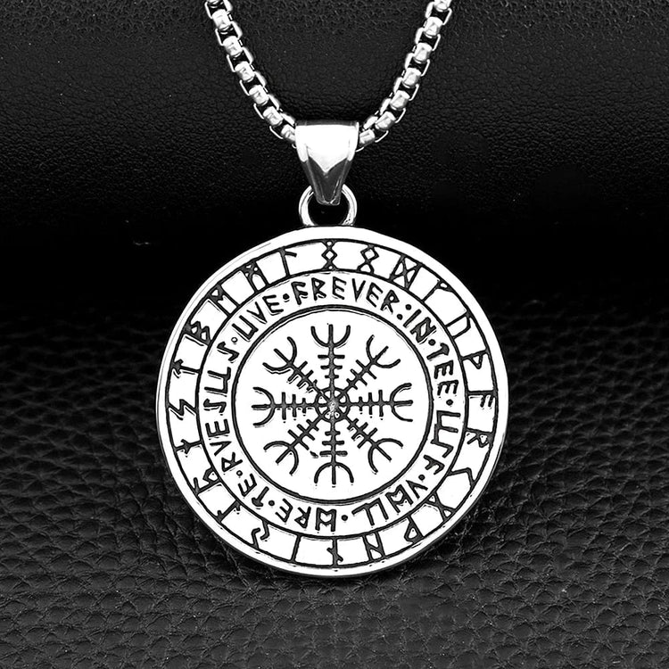 Wikinger-Halskette \"Das Auge des Odin\". Wikinger-Halskette \"Das Auge des Odin\".