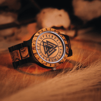 Uhr aus Holz Valknut - Odin's Hall Uhr aus Holz Valknut - Odin's Hall