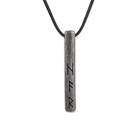 Wikingeramulett des Futhark das Runenalphabet - Edelstahl Wikingeramulett des Futhark das Runenalphabet - Edelstahl