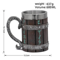 Wikingerkrug als Träger einer nordischen Rune Wikingerkrug als Träger einer nordischen Rune