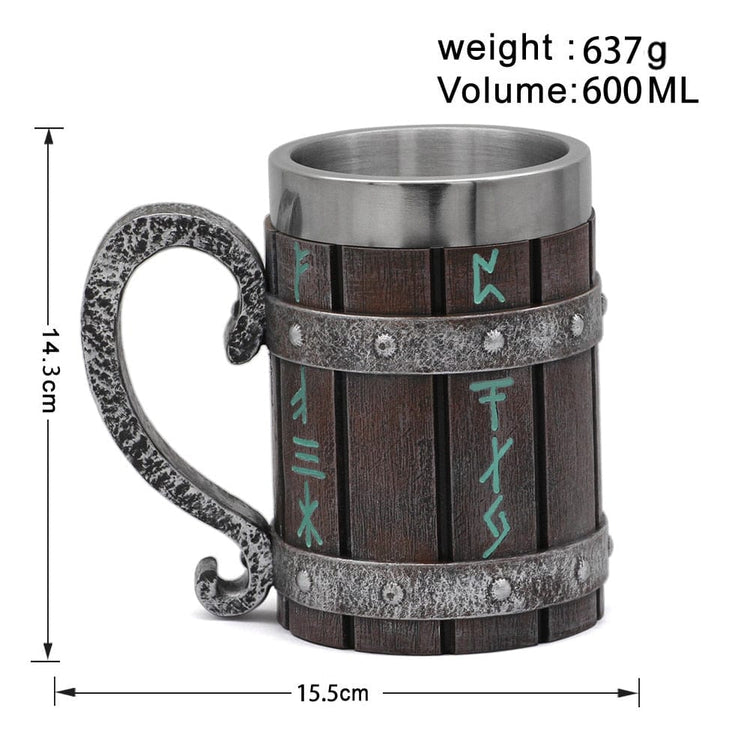 Wikingerkrug als Träger einer nordischen Rune Wikingerkrug als Träger einer nordischen Rune