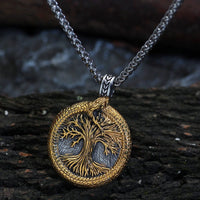 Halskette heiliger Baum von Yggdrasil mit Jörmungand Halskette heiliger Baum von Yggdrasil mit Jörmungand