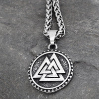 Halskette des Kämpfers - Valknut Halskette des Kämpfers - Valknut