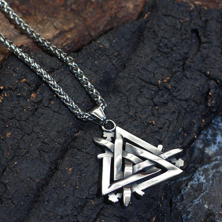 Halskette Schwerter der gefallenen Helden - Valknut Halskette Schwerter der gefallenen Helden - Valknut