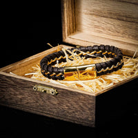 Präzisions-Wikingerarmband aus geflochtenem Leder Präzisions-Wikingerarmband aus geflochtenem Leder