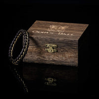 Präzisions-Wikingerarmband aus geflochtenem Leder Präzisions-Wikingerarmband aus geflochtenem Leder