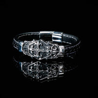 Wikingerarmband mit christlicher Gravur in Leder Wikingerarmband mit christlicher Gravur in Leder