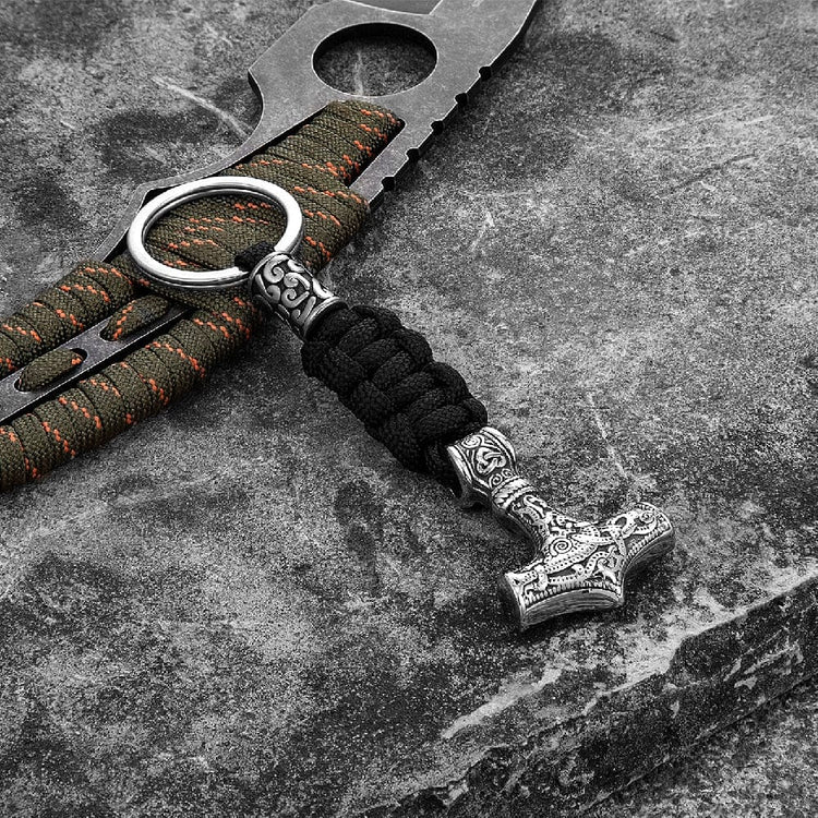 Thors Wikingerarmband-Schlüsselanhänger aus Paracord und rostfreiem Stahl Thors Wikingerarmband-Schlüsselanhänger aus Paracord und rostfreiem Stahl