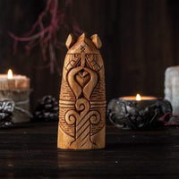 Holzstatue von Baldur Holzstatue von Baldur
