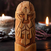 Holzstatue von Thor Holzstatue von Thor