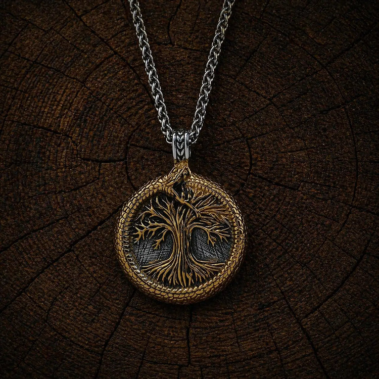 Collier des heiligen Yggdrasil-Baums mit Jörmungand
