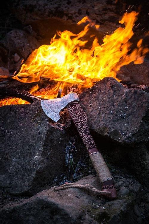 Haches Hache Guerrière Viking - "Éclair de la Fin des Temps" - Odins Hall