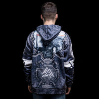 Wikinger Hoodie \"Hoodie Odin und Gungnir - Die Äxte des Valknut\"