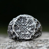 Ring \"Seinem Weg folgen\" Vegvisir | Edelstahl