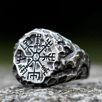 Ring \"Seinem Weg folgen\" Vegvisir | Edelstahl