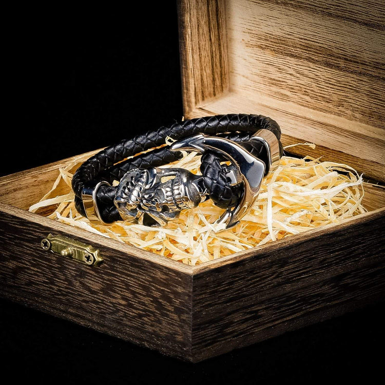 Wikinger-Totenkopf-Lederarmband