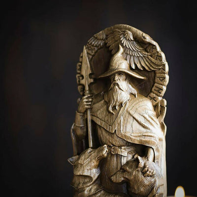 Statuette der Wikingergötter aus Harz